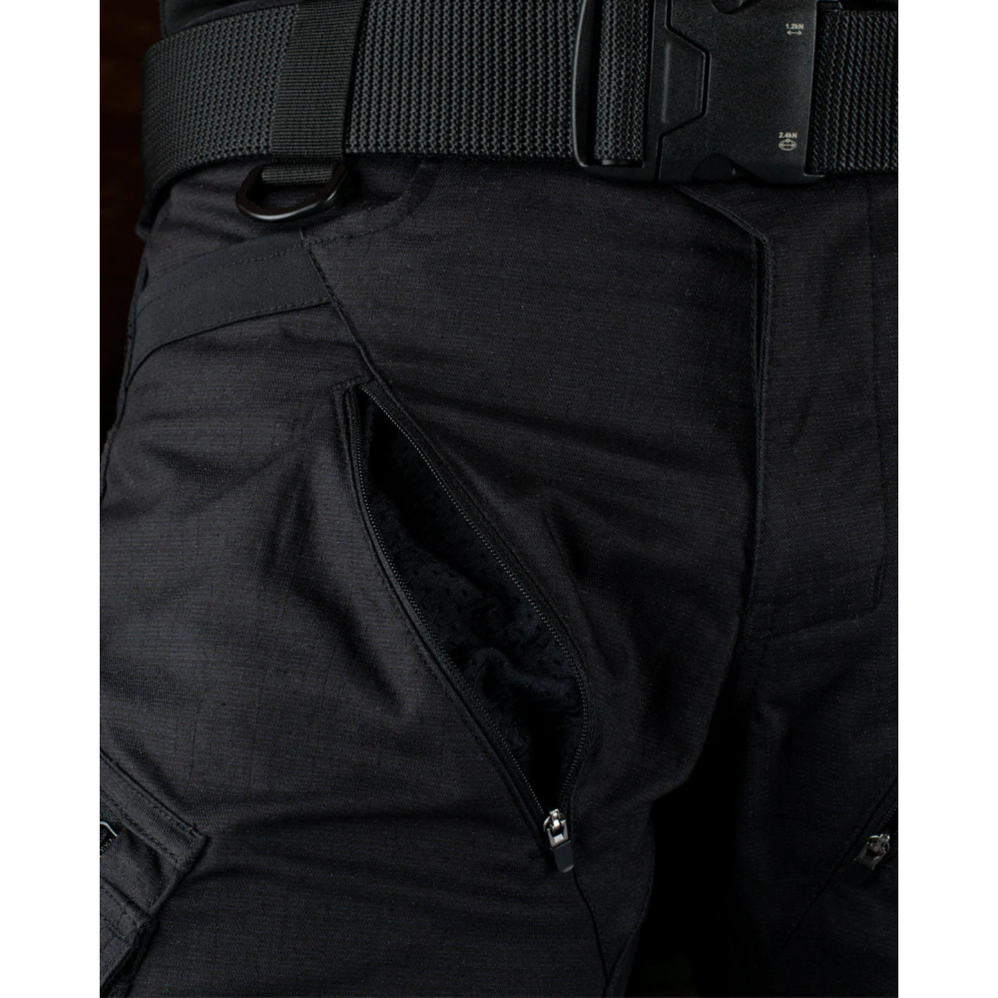 ApexCargoâ„¢ - Ultra-robuste Arbeitshose mit 10 Taschen